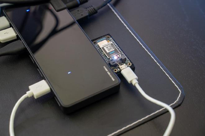 Particle Xenon as an iBeacon.