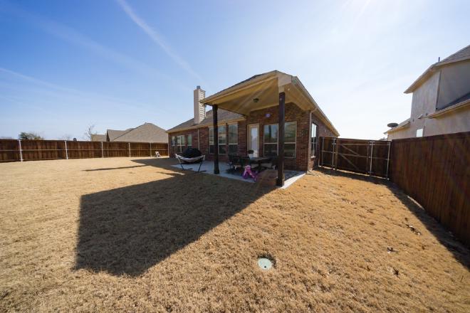 Voigtlander 10mm f/5.6 Flare Resistance.